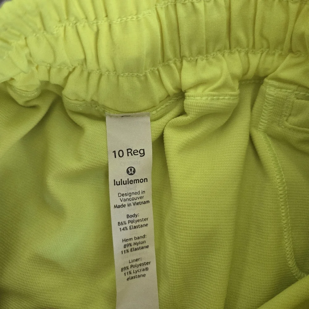 Lululemon Hotty Hot Shorts